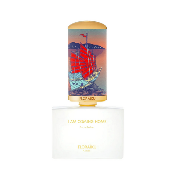 I Am Coming Home - The Scent Room  Eau de Parfum   Includes a 10ml travel size Top Notes: Ginger Heart Notes: White Tea Base Notes: Cardamom