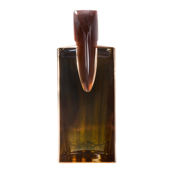 Galaad - The Scent Room  Eau de Parfum   Top Notes: Cardamom, Cypress, Rosemary Heart Notes: Myrhh, Honey Base Notes: Oud, Tobacco, Cypriol Oil, Cedar